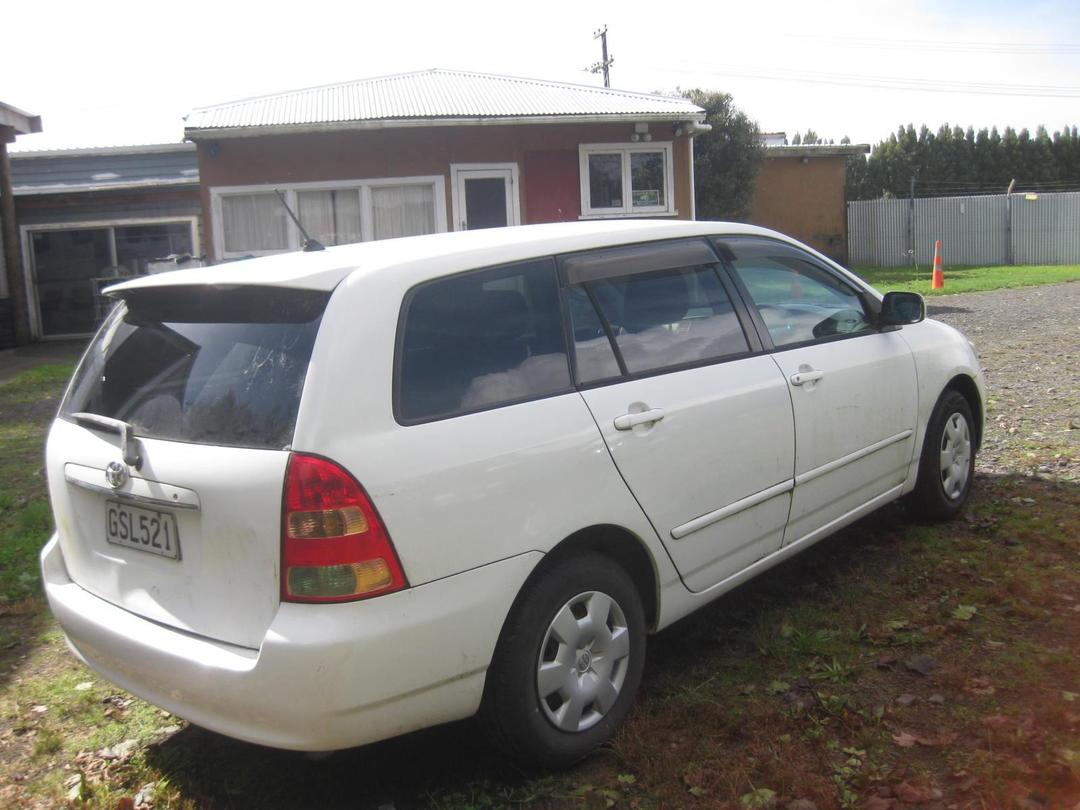 Photo '4' of Toyota Corolla Fielder