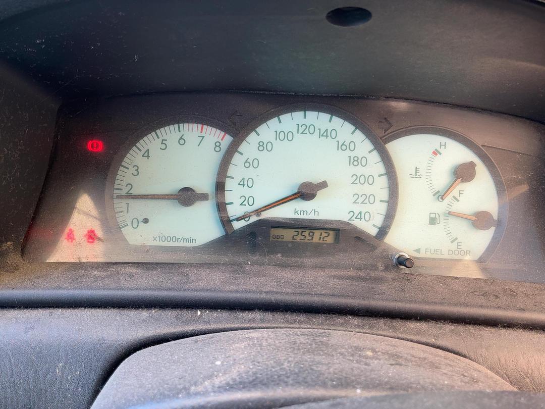 Photo '15' of Toyota Corolla GL