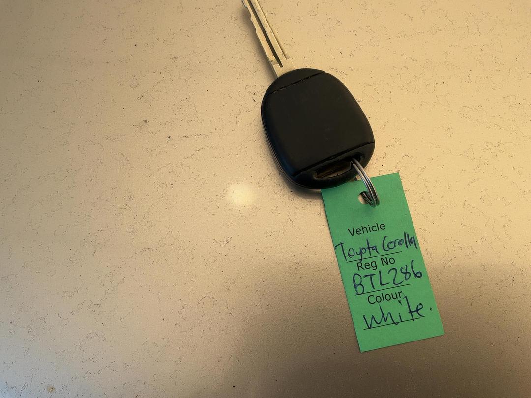 Photo '18' of Toyota Corolla GL