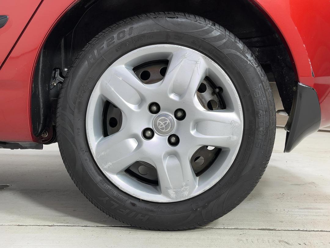 Photo '11' of Toyota Corolla