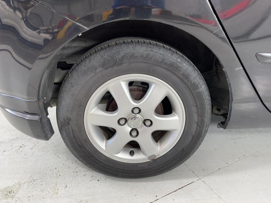 Photo '12' of Toyota Corolla