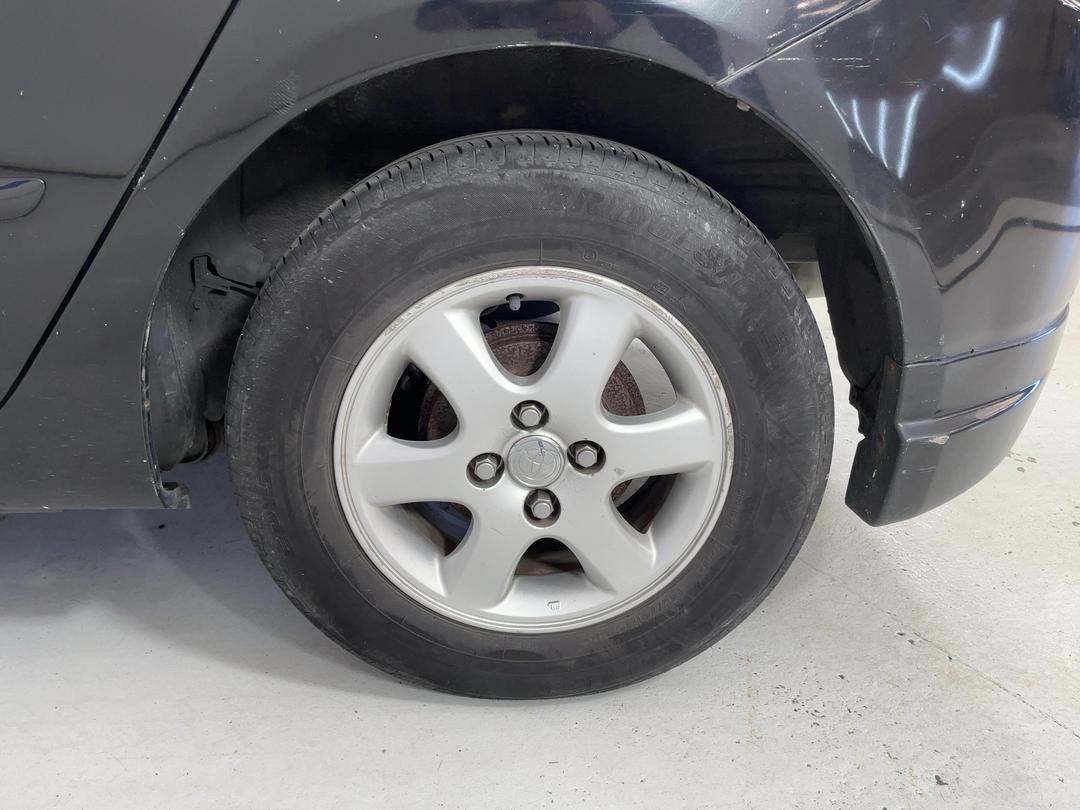 Photo '11' of Toyota Corolla