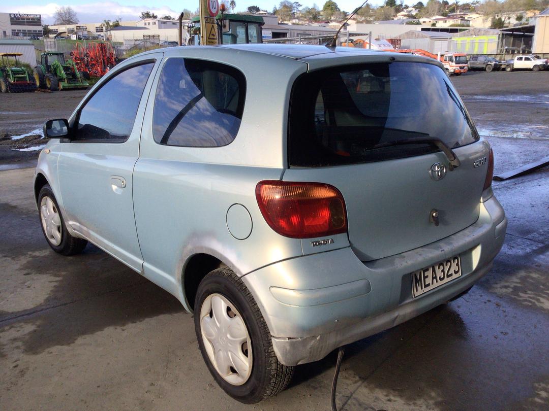 Photo '5' of Toyota Echo