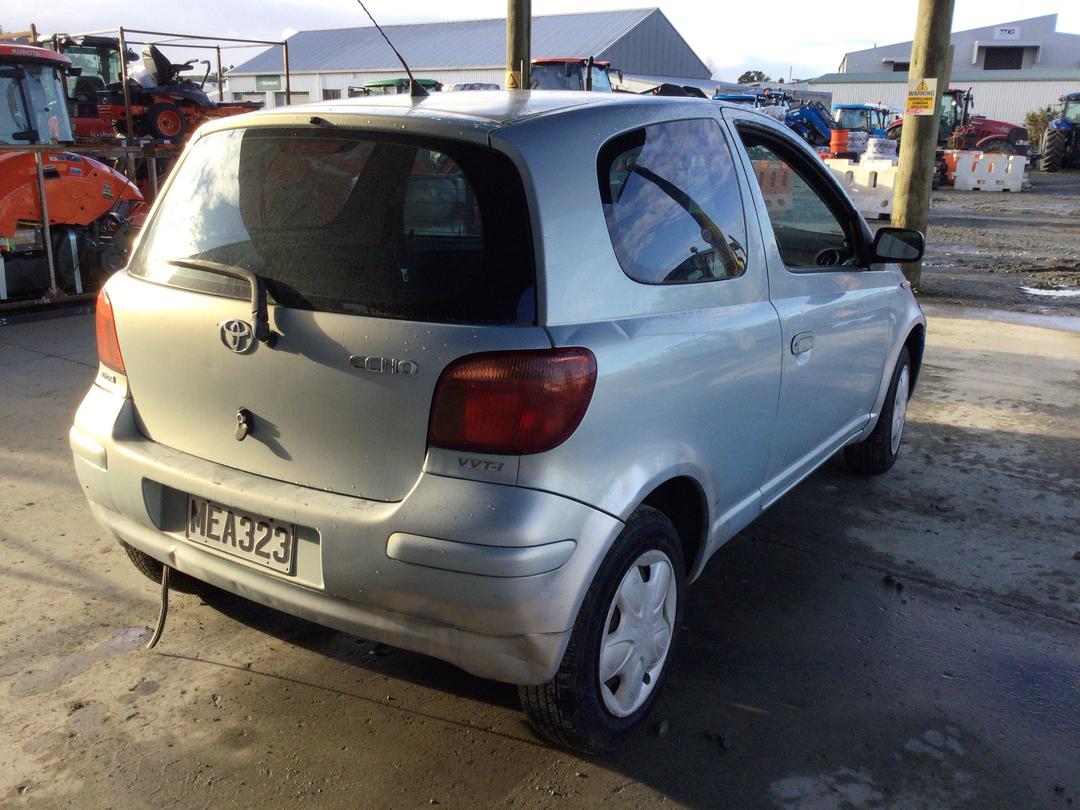 Photo '7' of Toyota Echo