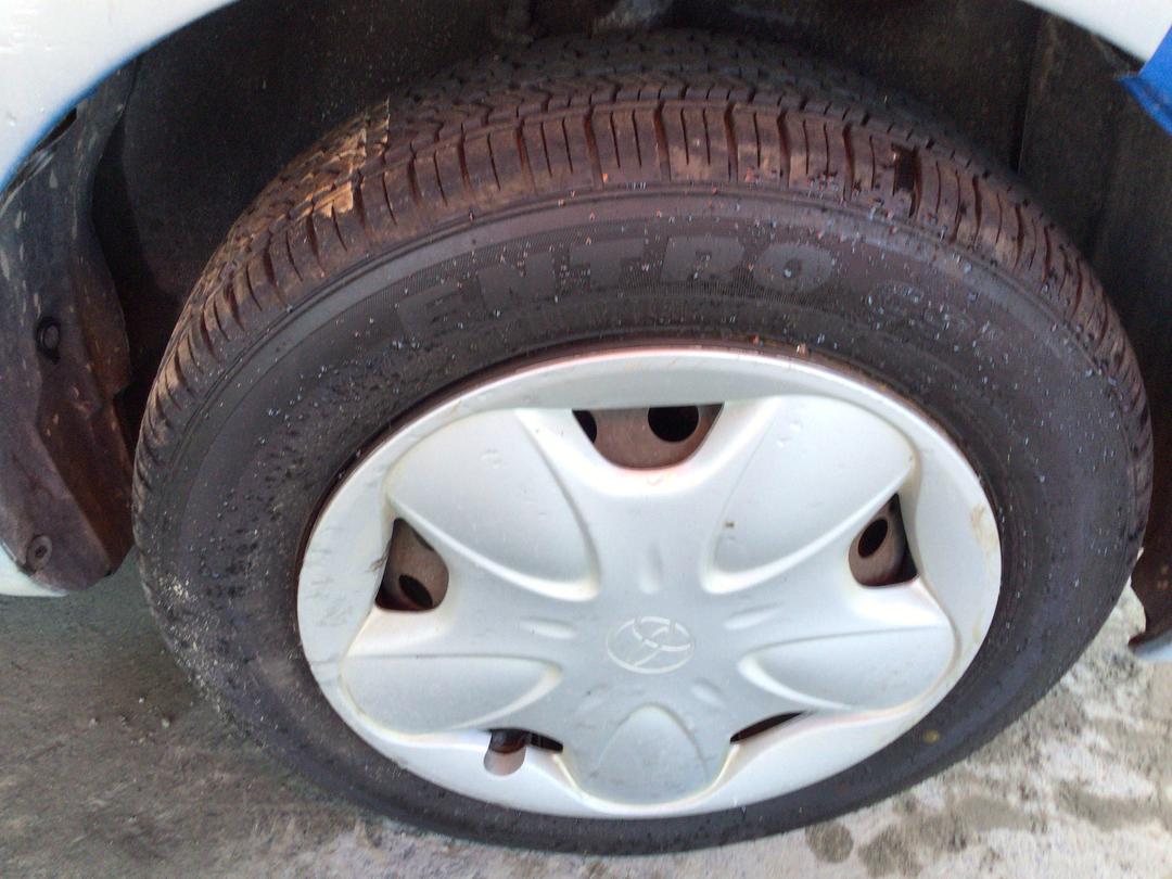 Photo '9' of Toyota Echo