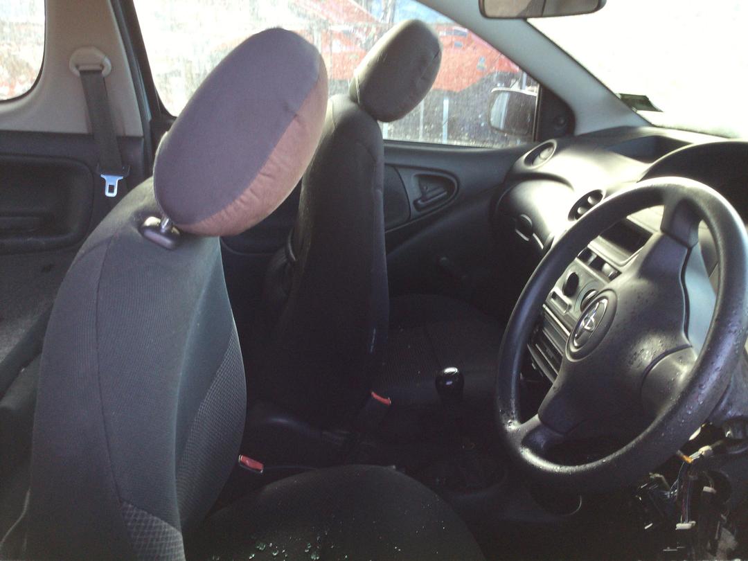 Photo '14' of Toyota Echo