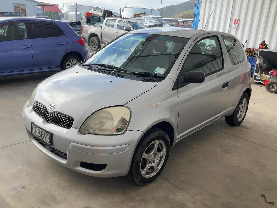 Photo '4' of Toyota Echo Photo '4' of Toyota Echo