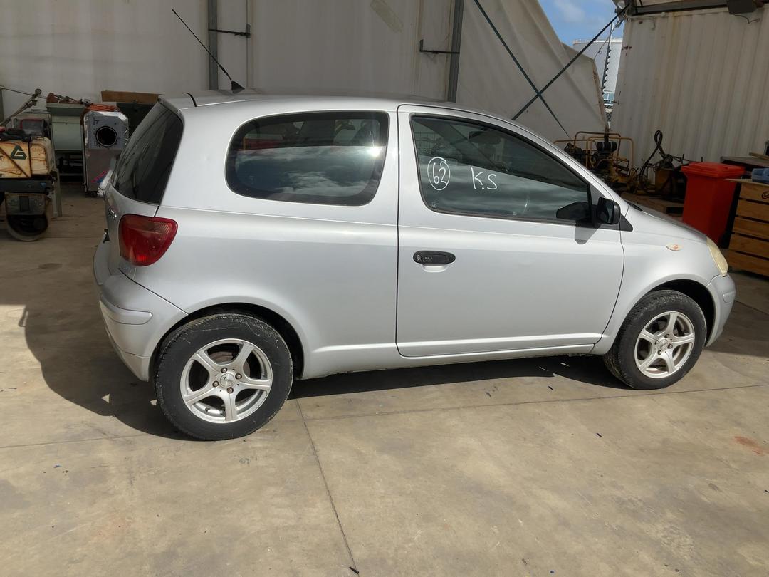 Photo '9' of Toyota Echo Photo '9' of Toyota Echo