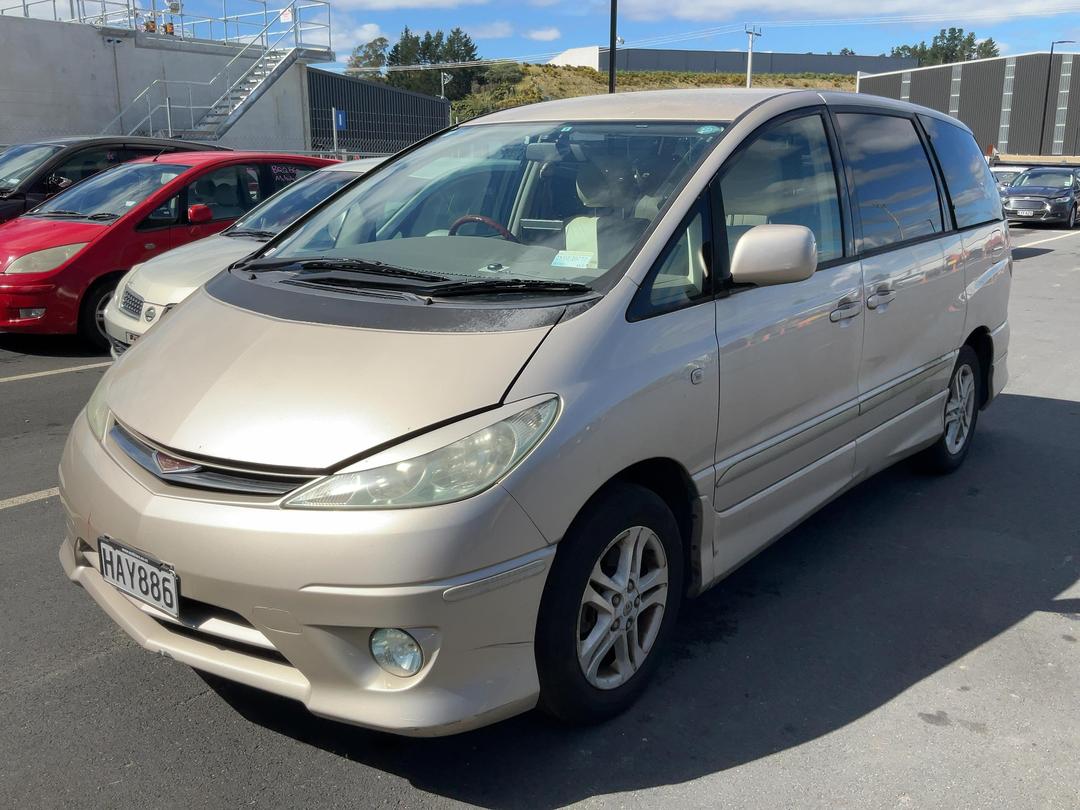 Photo '4' of Toyota Estima Photo '4' of Toyota Estima