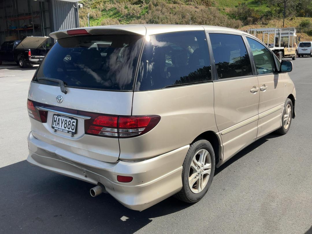 Photo '8' of Toyota Estima Photo '8' of Toyota Estima
