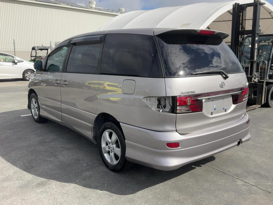 Photo '4' of Toyota Estima T Photo '4' of Toyota Estima T