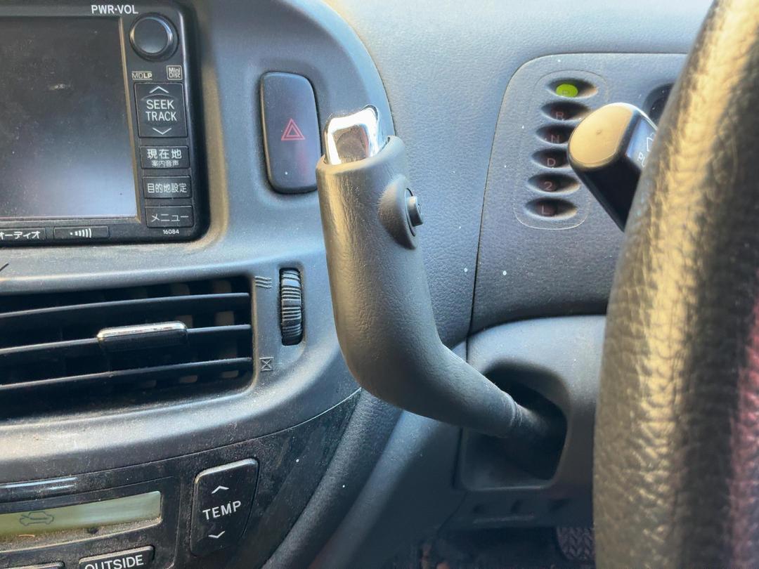 Photo '17' of Toyota Estima Photo '17' of Toyota Estima