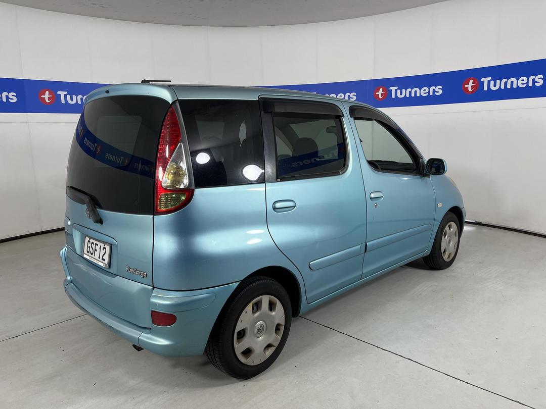Photo '6' of Toyota Funcargo