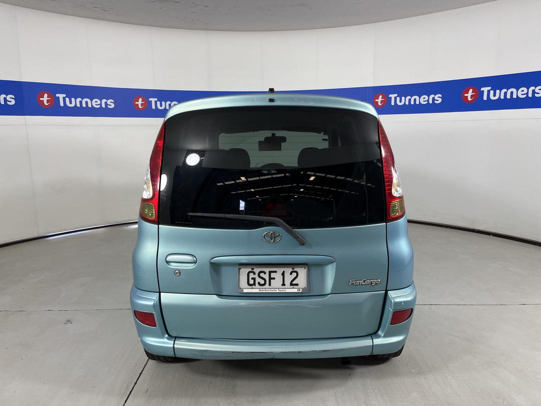 Photo '5' of Toyota Funcargo