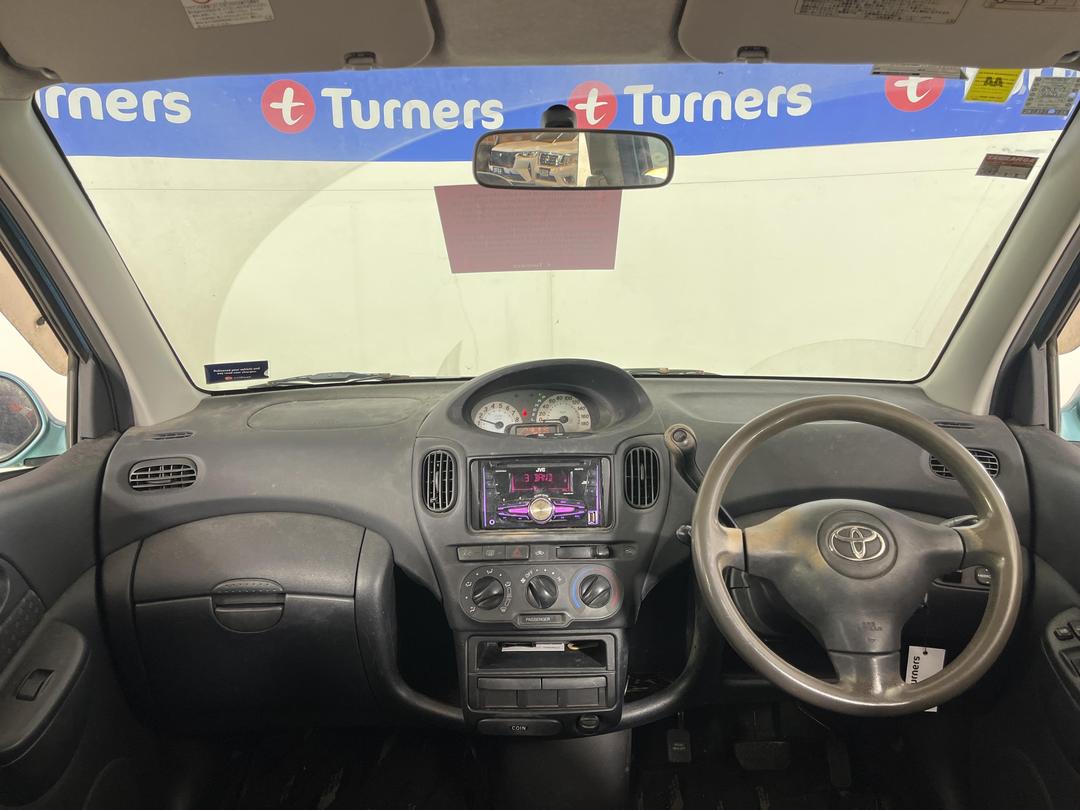 Photo '15' of Toyota Funcargo