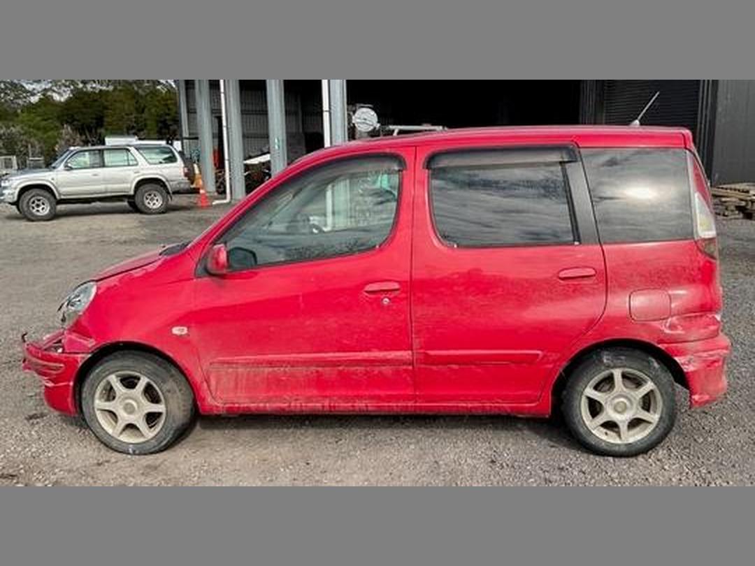Photo '4' of Toyota Funcargo