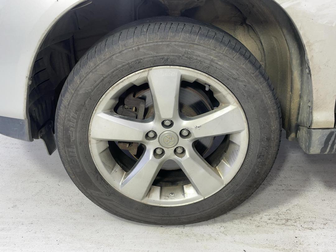 Photo '5' of Toyota Harrier Photo '5' of Toyota Harrier
