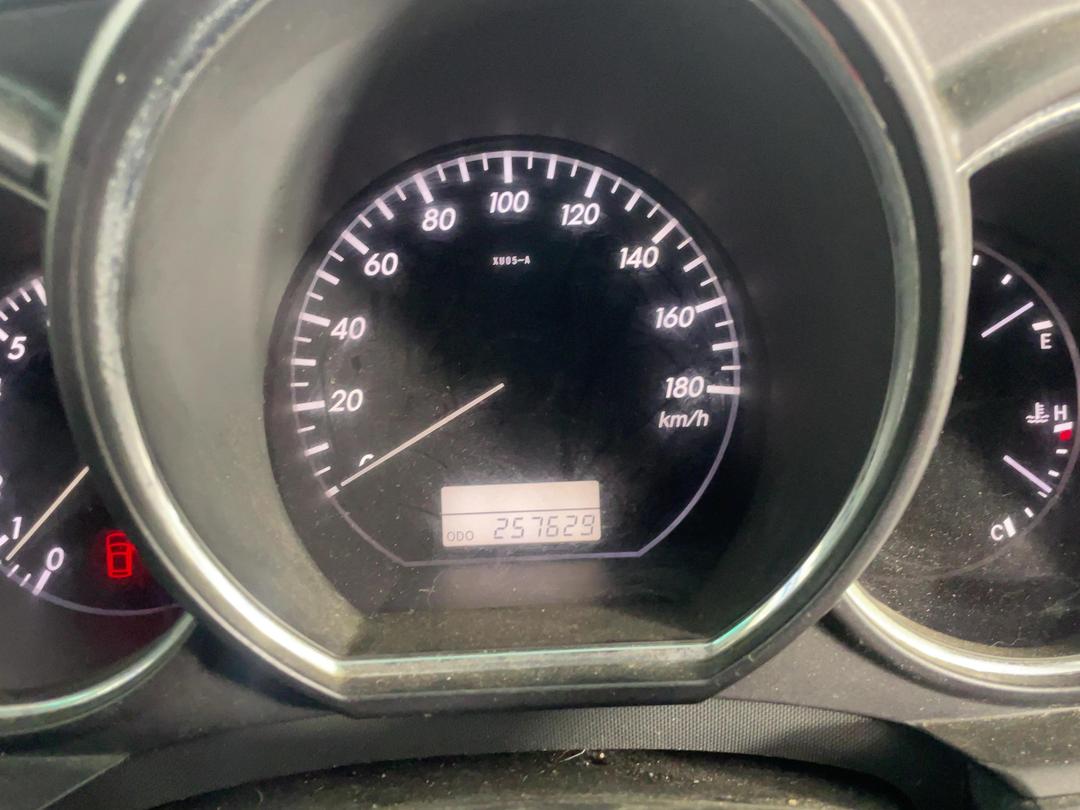 Photo '15' of Toyota Harrier Photo '15' of Toyota Harrier