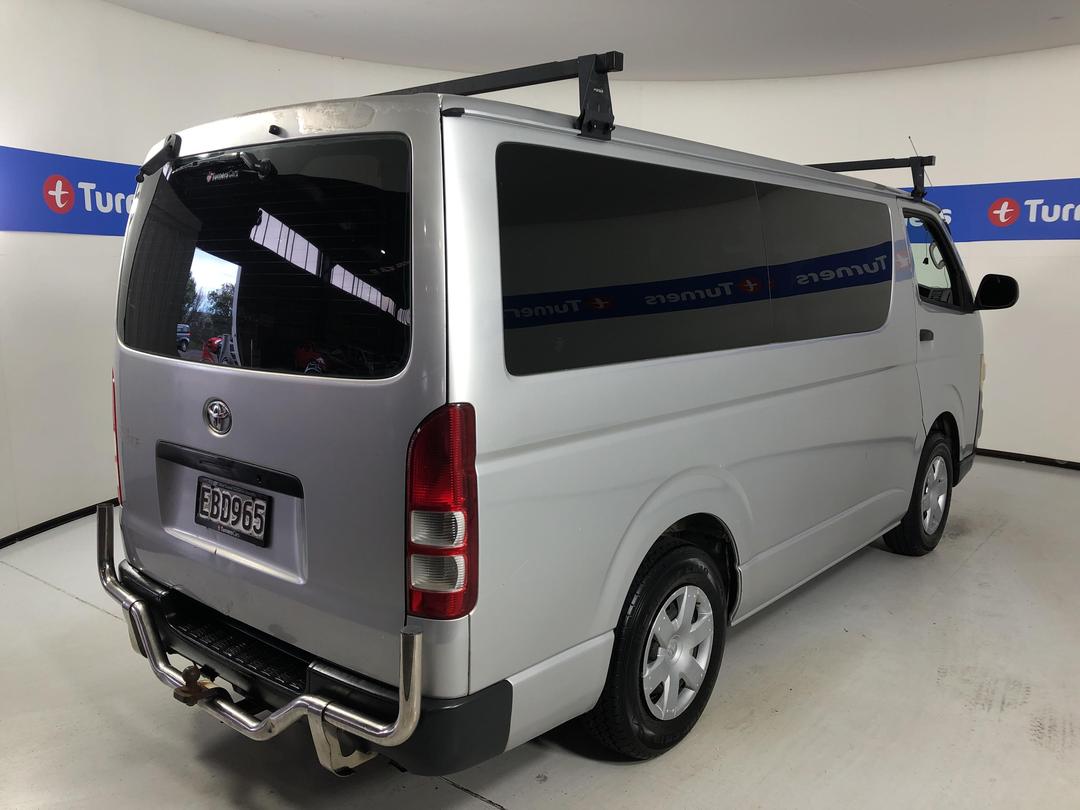 Photo '7' of Toyota Hiace