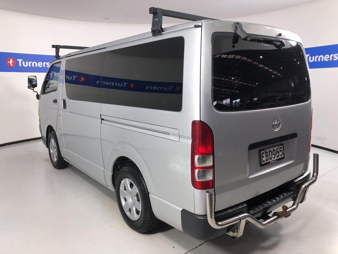 Photo '5' of Toyota Hiace