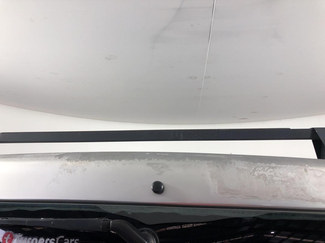 Photo '29' of Toyota Hiace