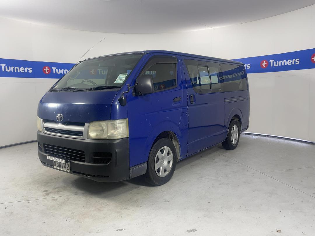 Photo '4' of Toyota Hiace