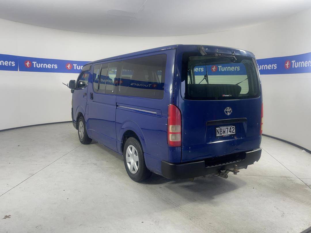 Photo '5' of Toyota Hiace