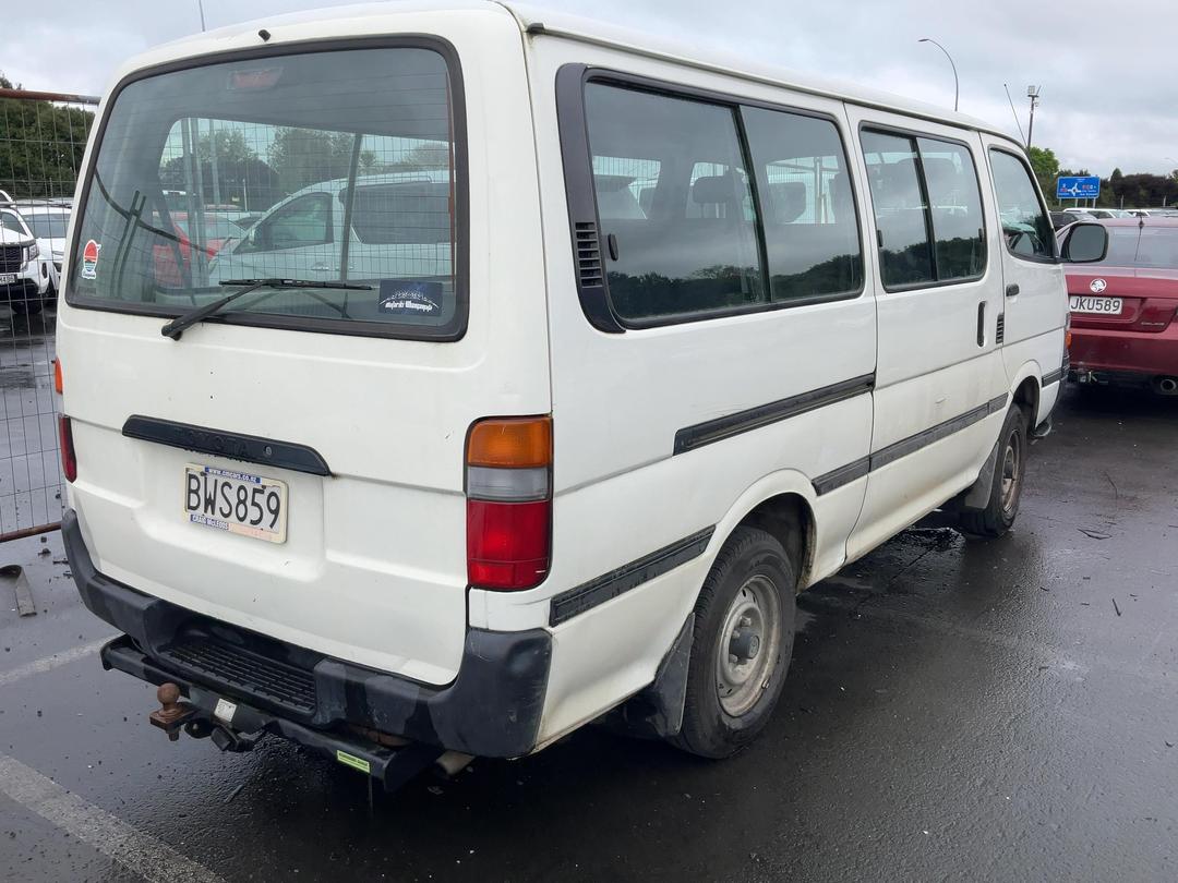 Photo '4' of Toyota Hiace ZL