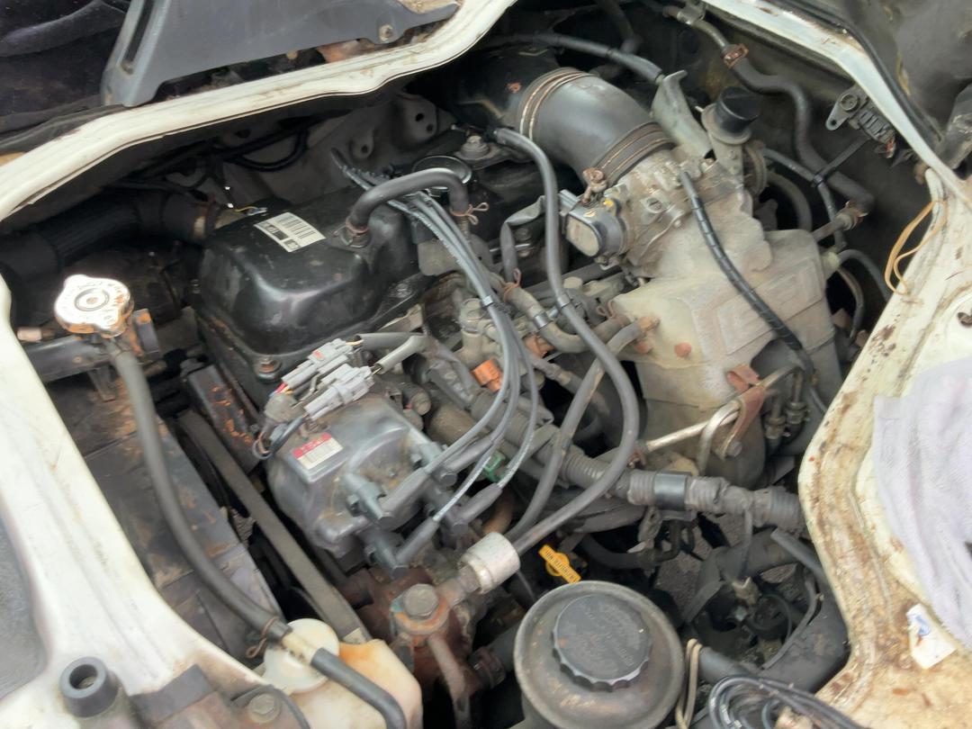 Photo '6' of Toyota Hiace ZL
