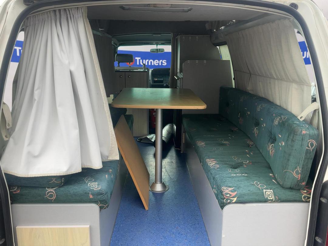 Photo '14' of Toyota Hiace
