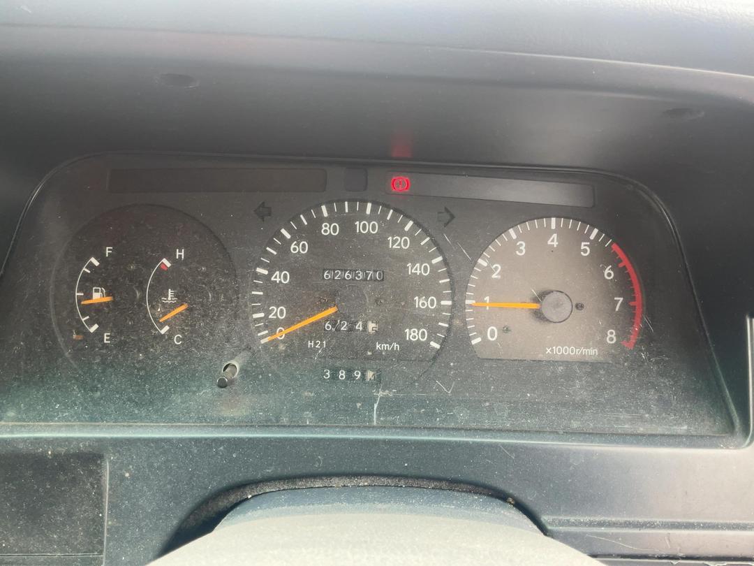 Photo '20' of Toyota Hiace