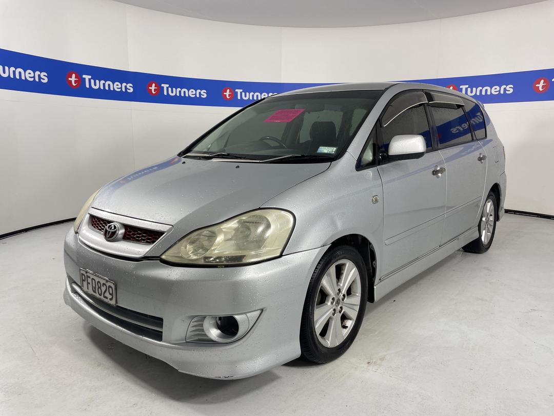 Photo '3' of Toyota Ipsum 2.4L