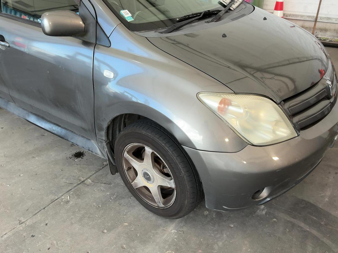Photo '3' of Toyota IST Photo '3' of Toyota IST