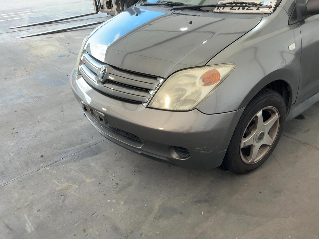 Photo '6' of Toyota IST Photo '6' of Toyota IST