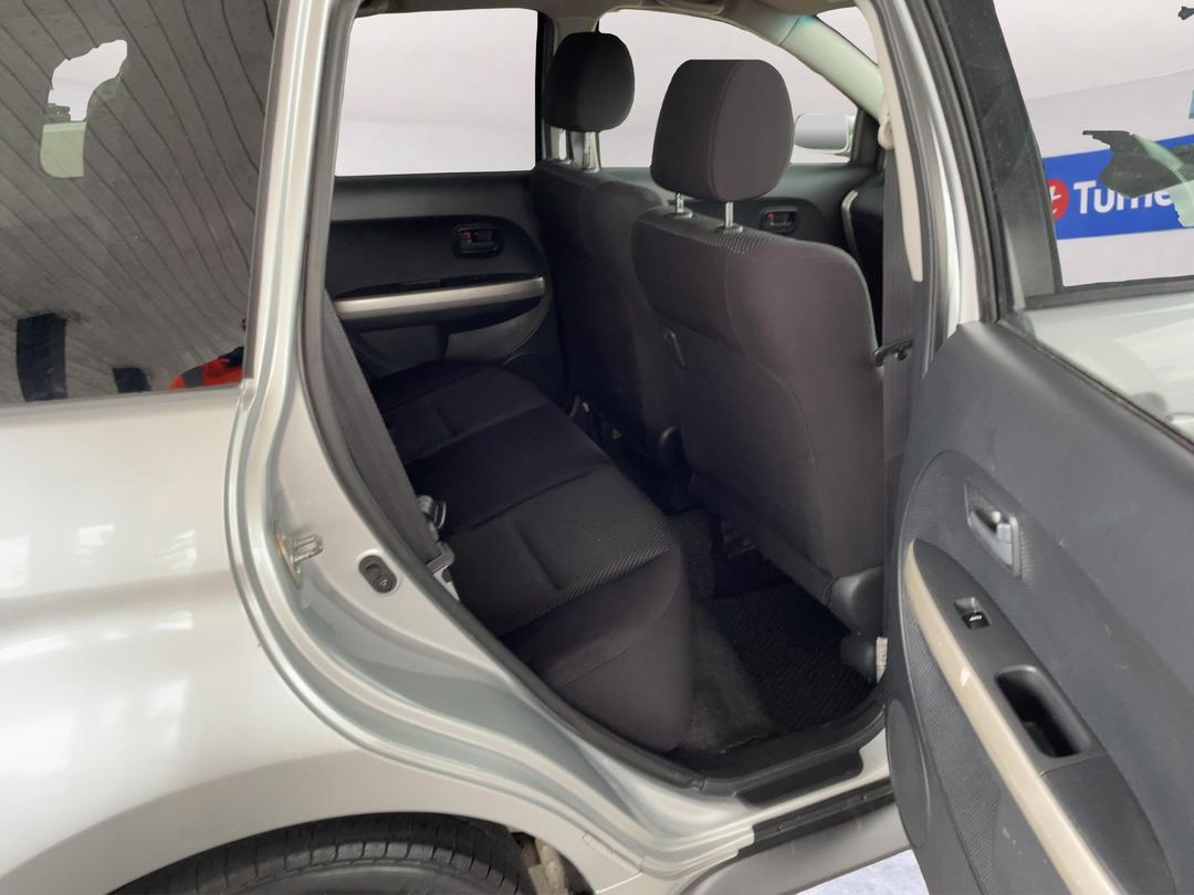 Photo '20' of Toyota IST