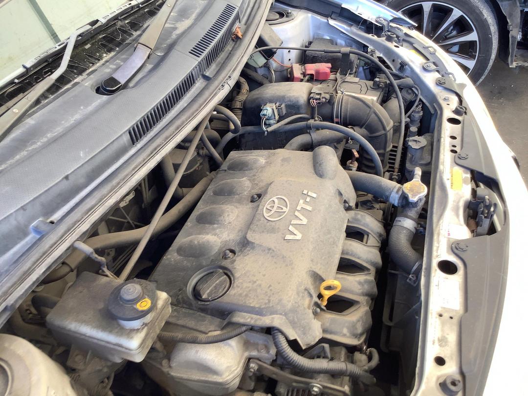 Photo '13' of Toyota IST