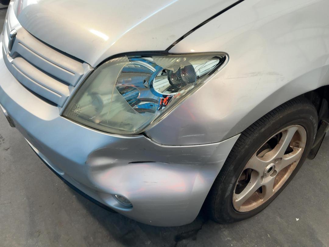 Photo '8' of Toyota IST Photo '8' of Toyota IST