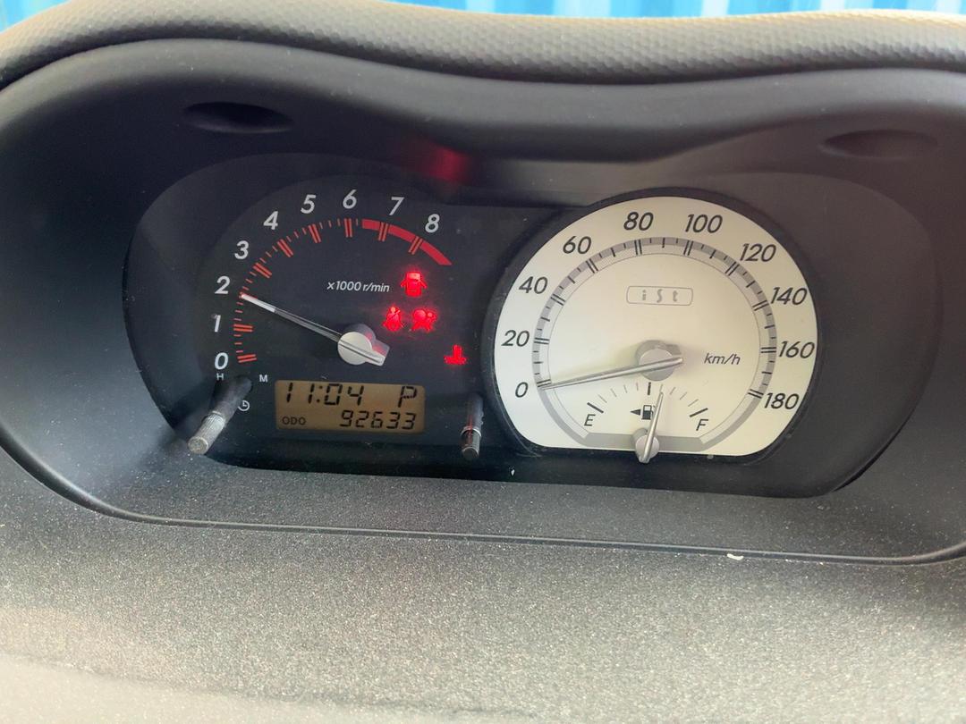 Photo '26' of Toyota IST Photo '26' of Toyota IST