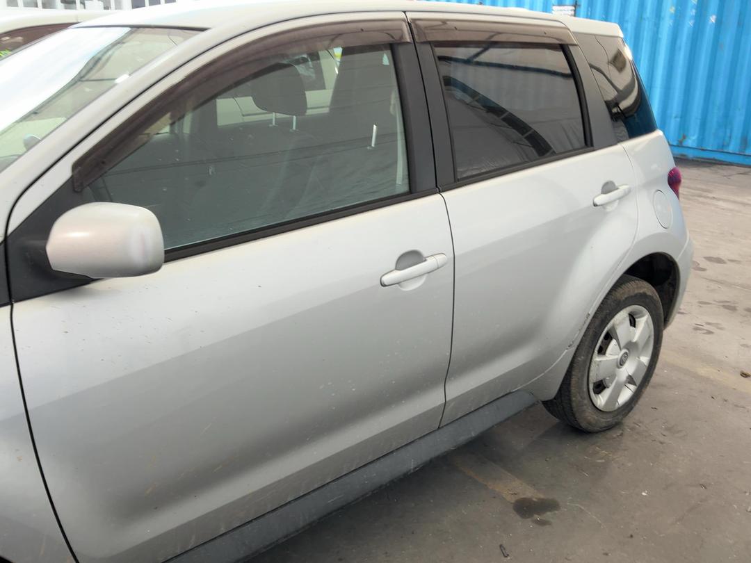 Photo '7' of Toyota IST