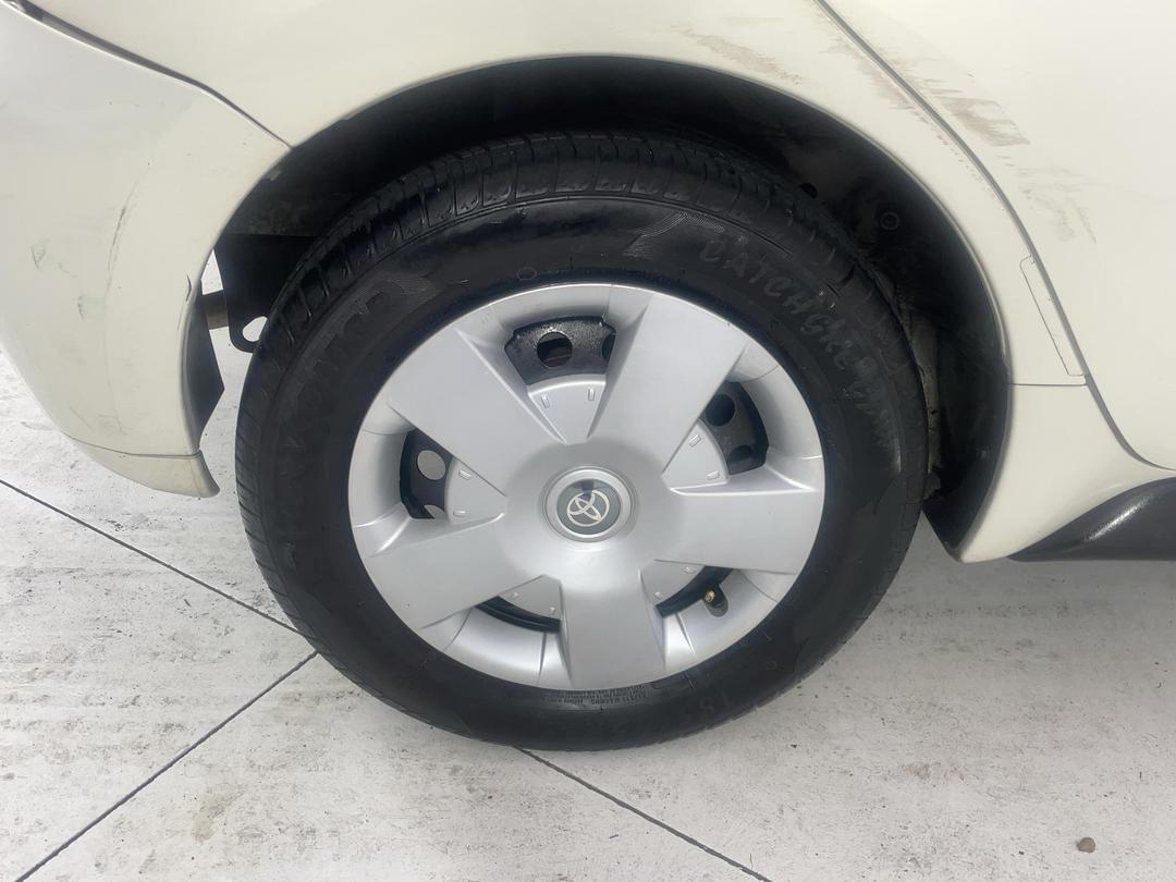 Photo '12' of Toyota IST