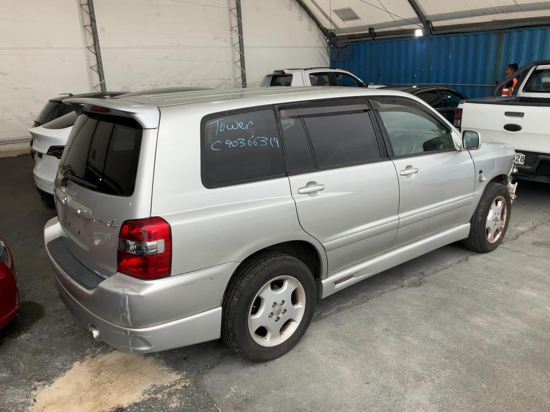 Photo '11' of Toyota Kluger