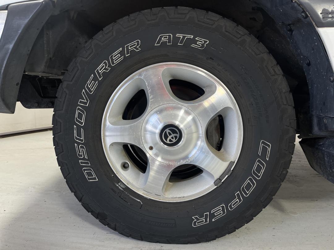 Photo '10' of Toyota Landcruiser