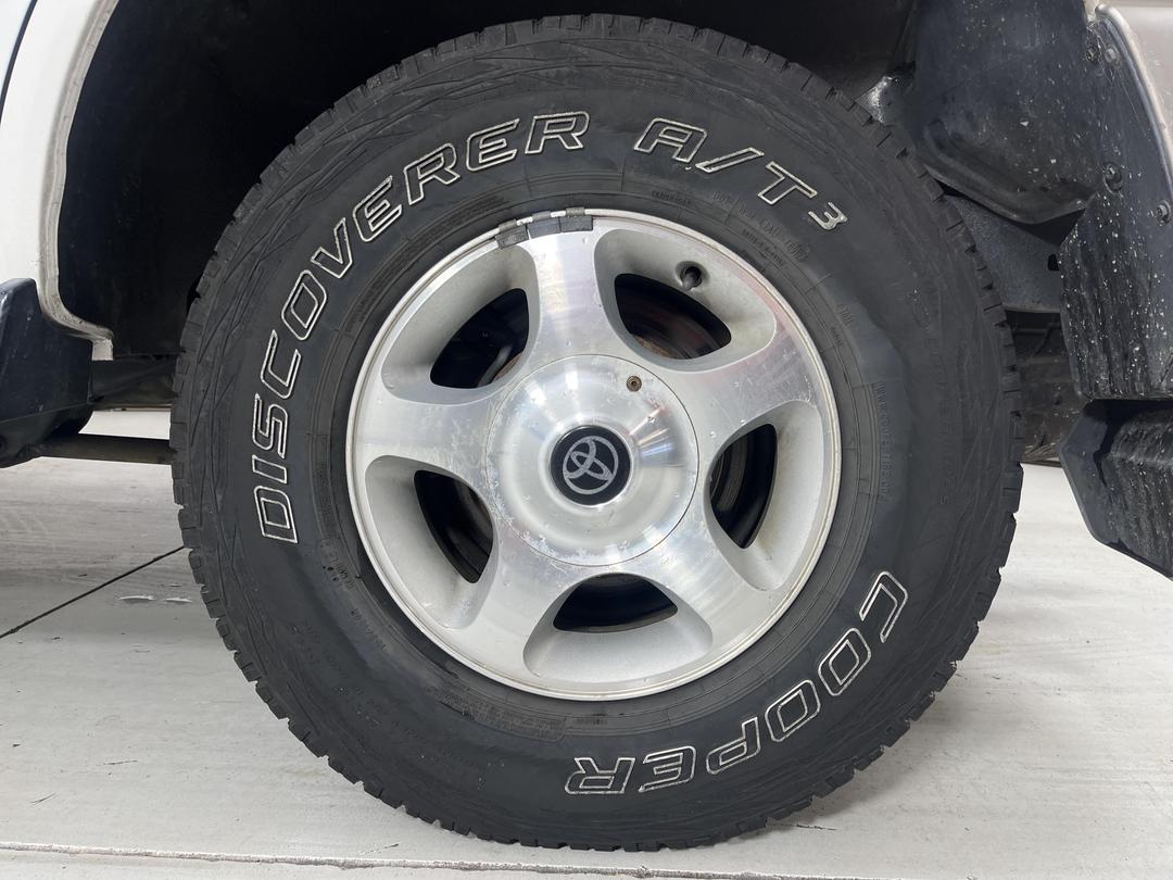 Photo '11' of Toyota Landcruiser