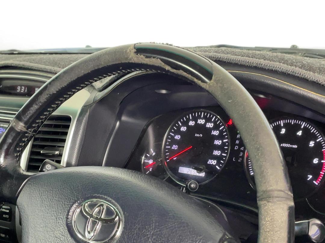 Photo '25' of Toyota Landcruiser Prado