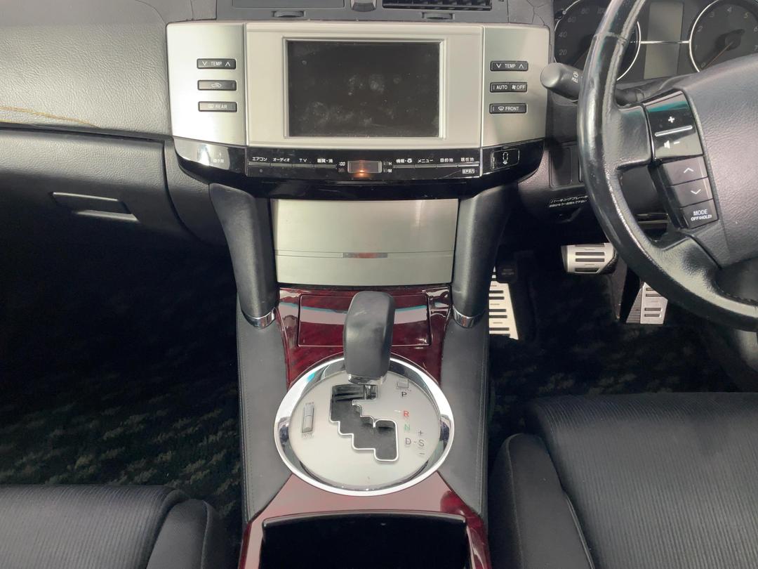 Photo '18' of Toyota Mark X