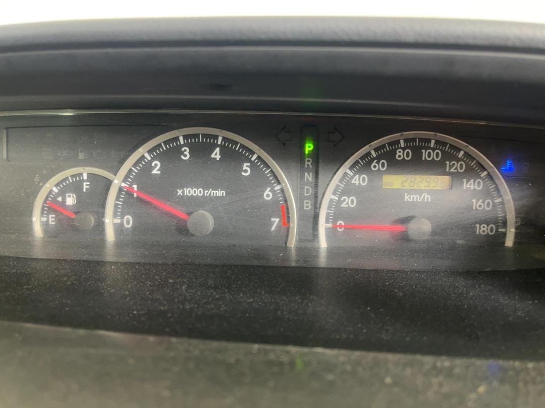 Photo '18' of Toyota Noah Photo '18' of Toyota Noah
