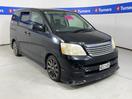Thumbnail '1' of Toyota Noah
