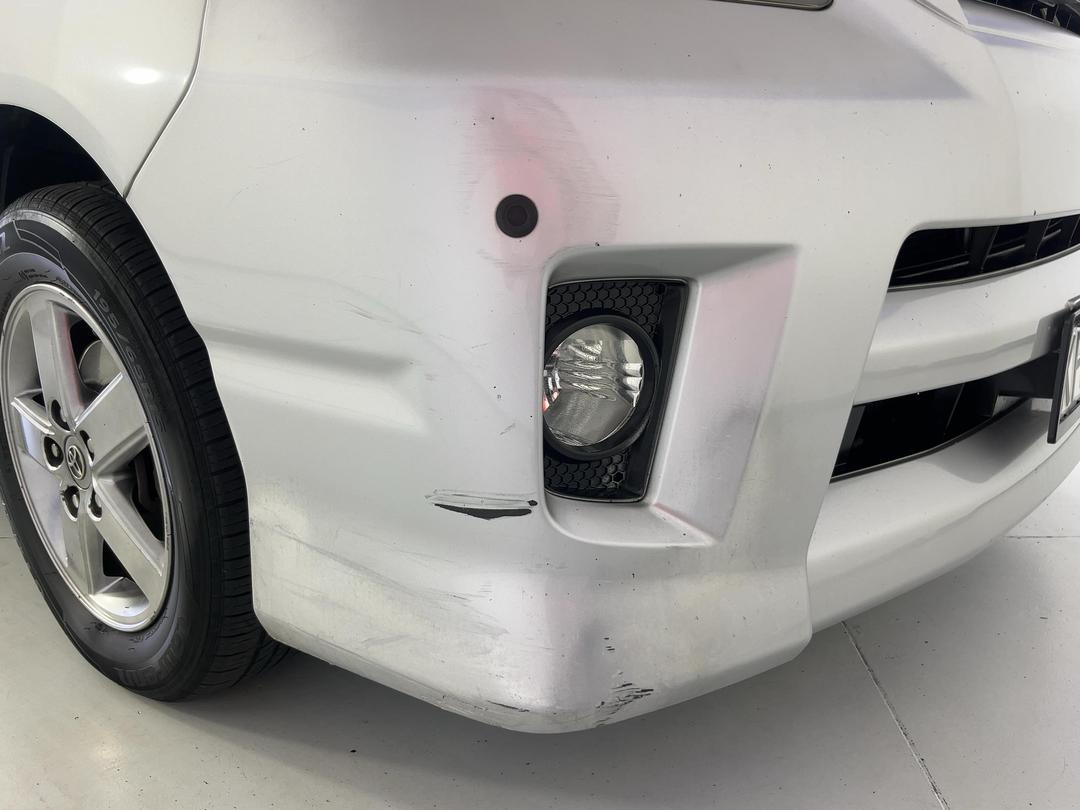 Photo '28' of Toyota Noah