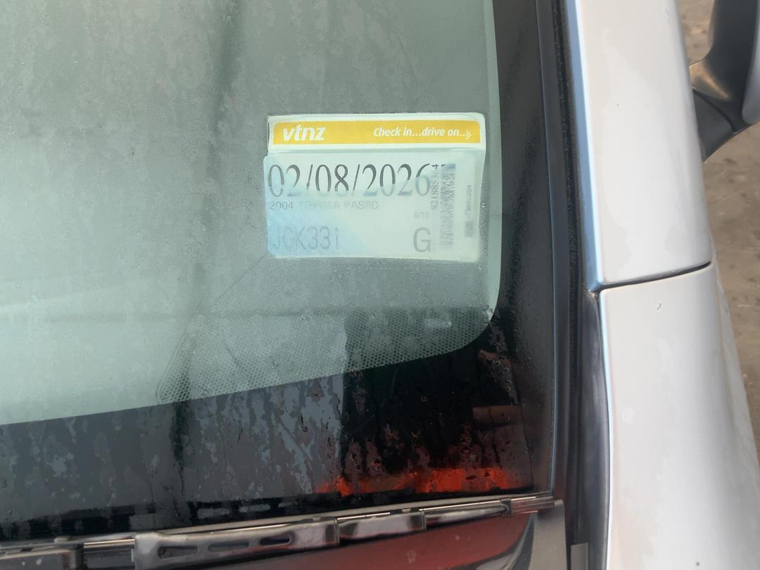 Photo '11' of Toyota Passo