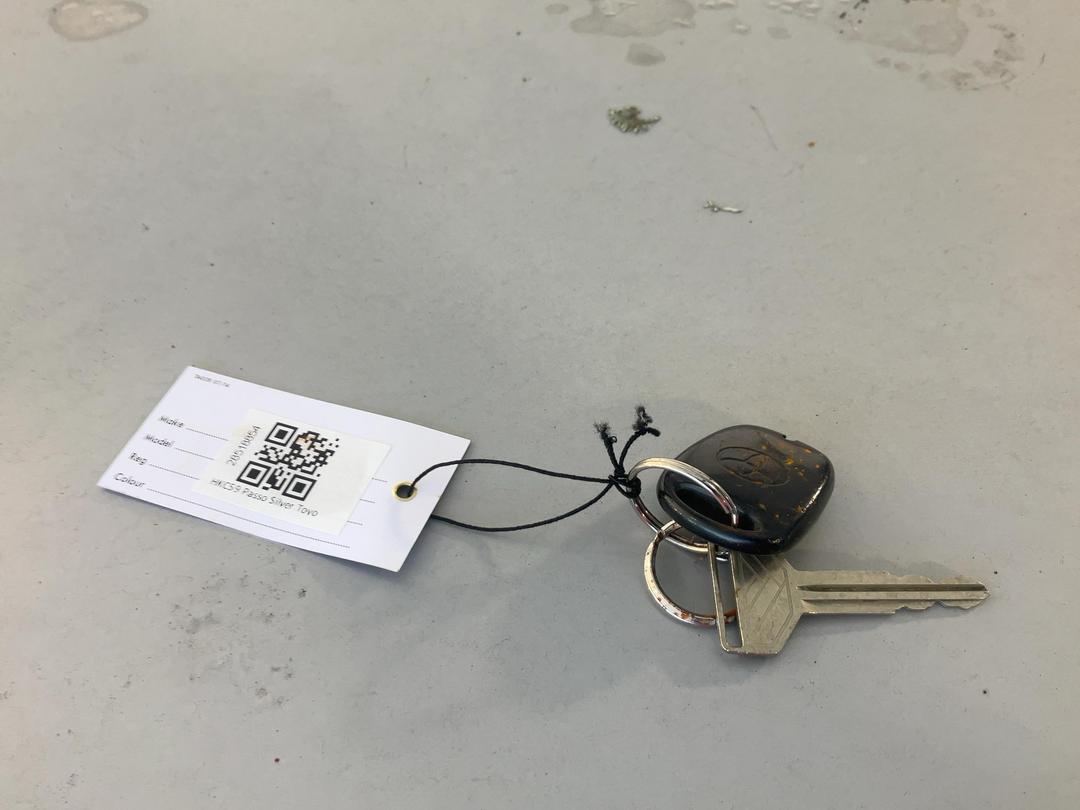 Photo '15' of Toyota Passo Photo '15' of Toyota Passo